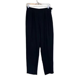 Petite Sophisticate black pleatede dress pants size 10